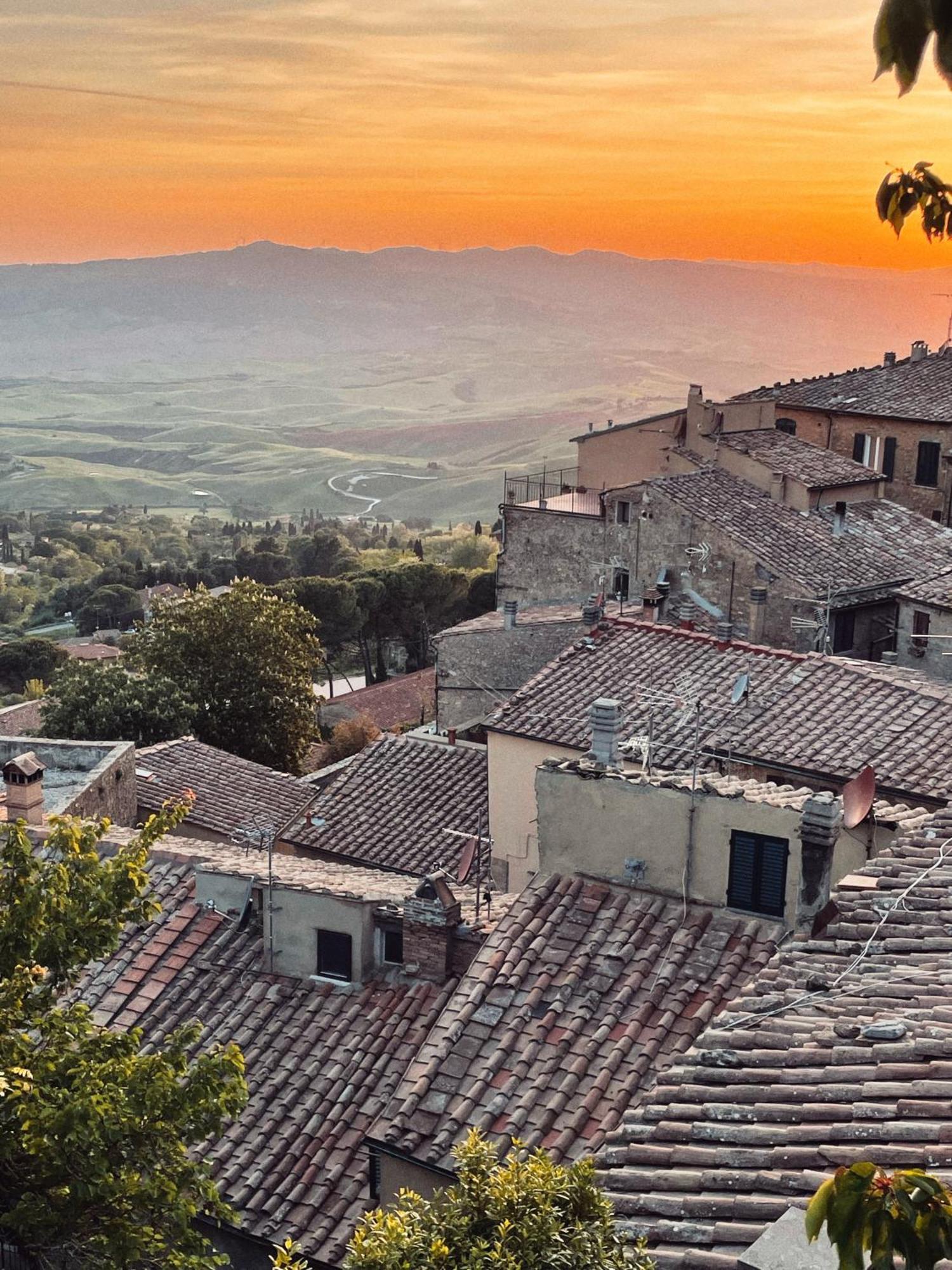 Podere Le Volpaie - Arancia มอนเตคาตีนี วัล ดิ เชชินา ภายนอก รูปภาพ